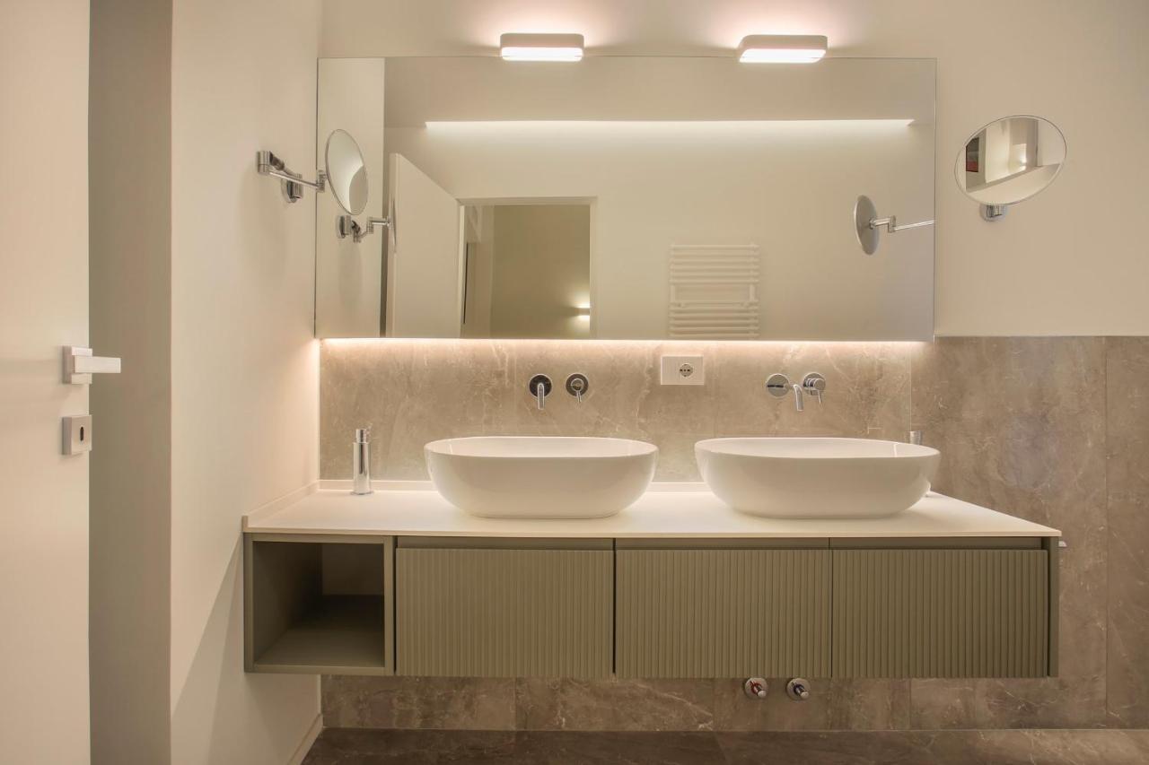 Repubblica Suite Ii-Hosted By Sweetstay Milano Exteriör bild