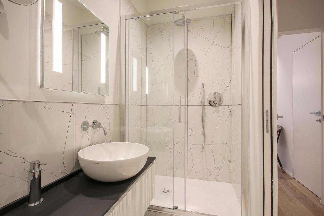 Repubblica Suite Ii-Hosted By Sweetstay Milano Exteriör bild